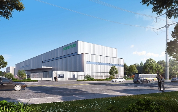 Schaeffler deepens its footprint in Nanjing by investing in an industrial bearing testing center.