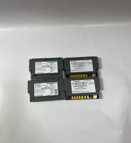 1734-IE2V Allen-Bradley Point I/O Analog Voltage Input Module Point I/O