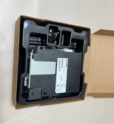 1756-L72 Allen-Bradley ethernet switch stratix 2000