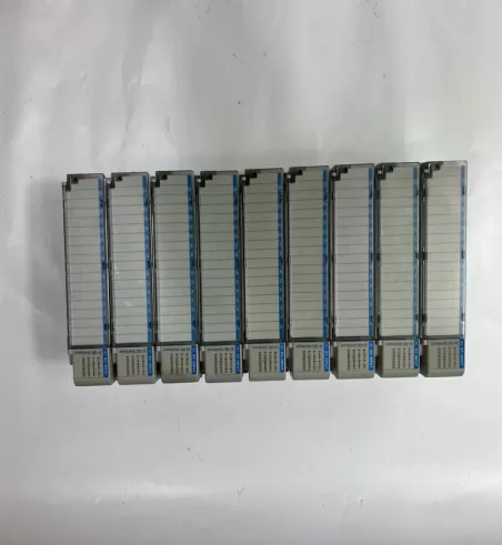 1769-IQ16 Allen-Bradley Receiver/source input module