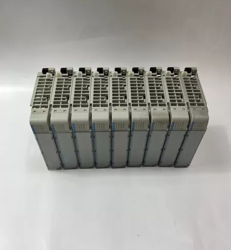 1769-IQ16 Allen-Bradley Receiver/source input module