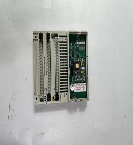 170ADM85010 SCHNEIDER Discrete I/O module