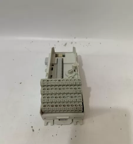 TU818V1 ABB Compact Module Termination Unit,  3BSE069209R1 S800 I/O