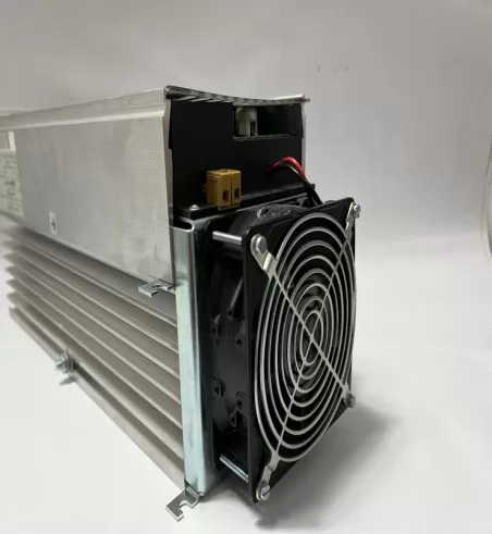 2500M/AO2UNIV Eurotherm	Welcome to inquire