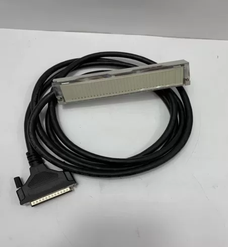 140XTS00209 SCHNEIDER