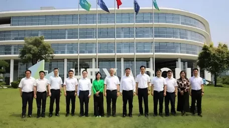 Hengyang City and Hexagon sign a strategic cooperation agreement, uniting government and business to promote high-quality development.