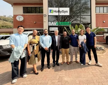 Strengthening global presence, charting a new chapter of cooperation – Xu Yue, Chairman of Holis Group, visits the Durban project office in South Africa