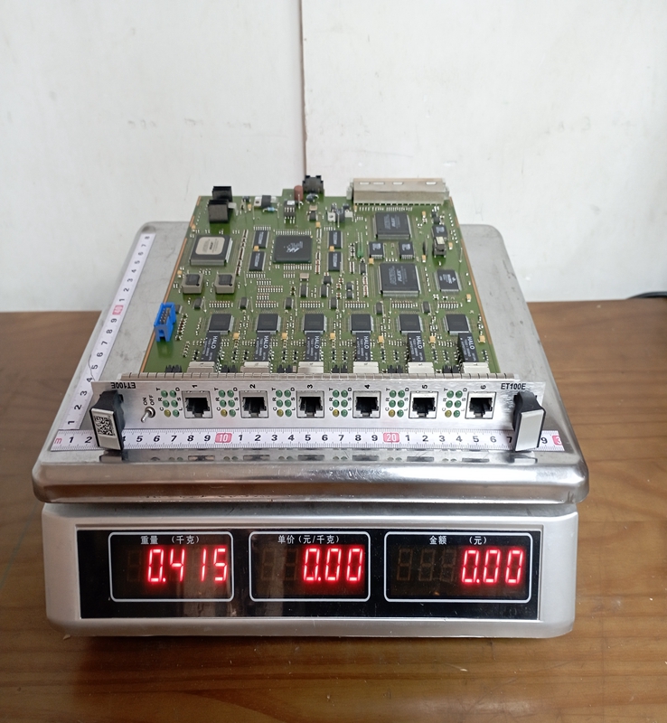 ET100E/S30824-Q61-X100-4/W30824-Q0061-C008 SIEMENS