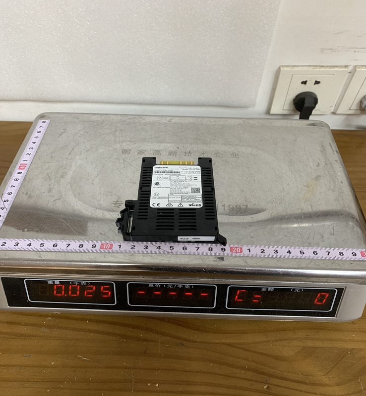CC-UPTA01 HONEYWELL